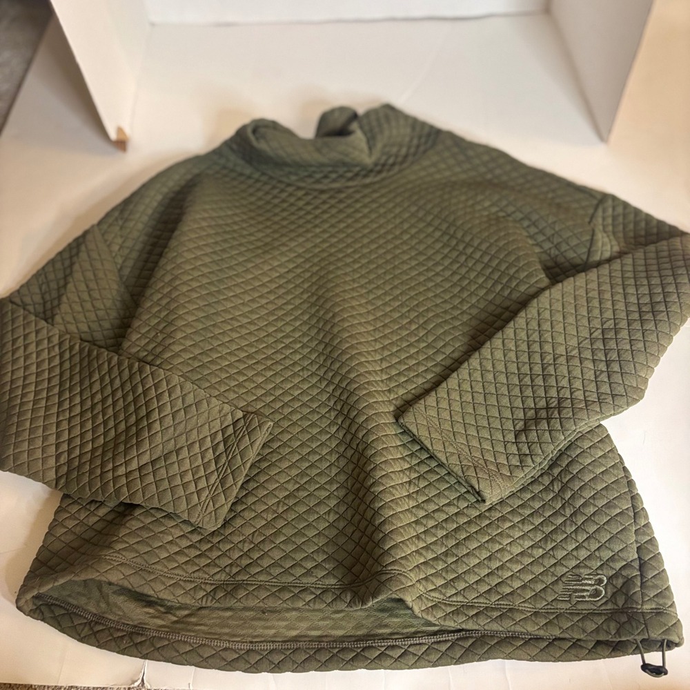 New Balance Heat Loft Quilted Funnel Neck Pullover Olive Green Large Athletic